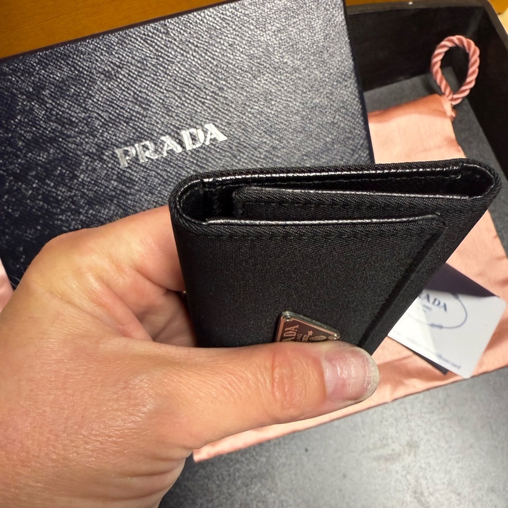 /traded/Prada Tessuto Key Holder - Picture 5 of 13